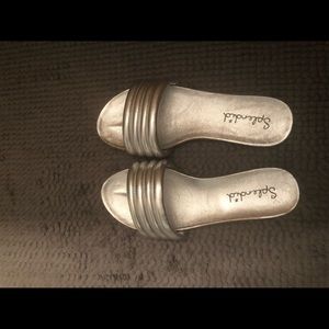 Silver metallic Splendid Tyson slides.  Size 8